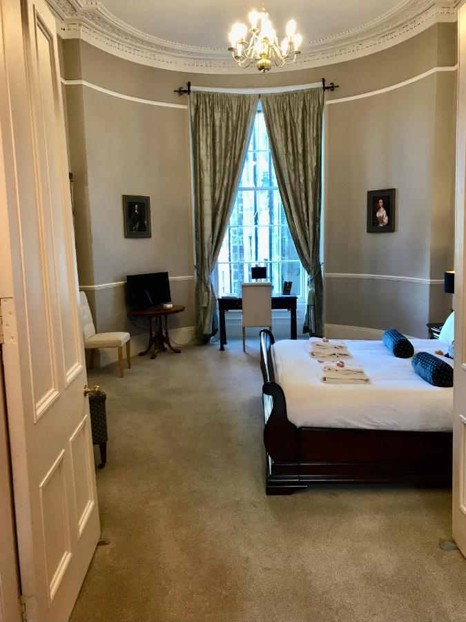 Escape To Edinburgh @ Albyn Place 外观 照片