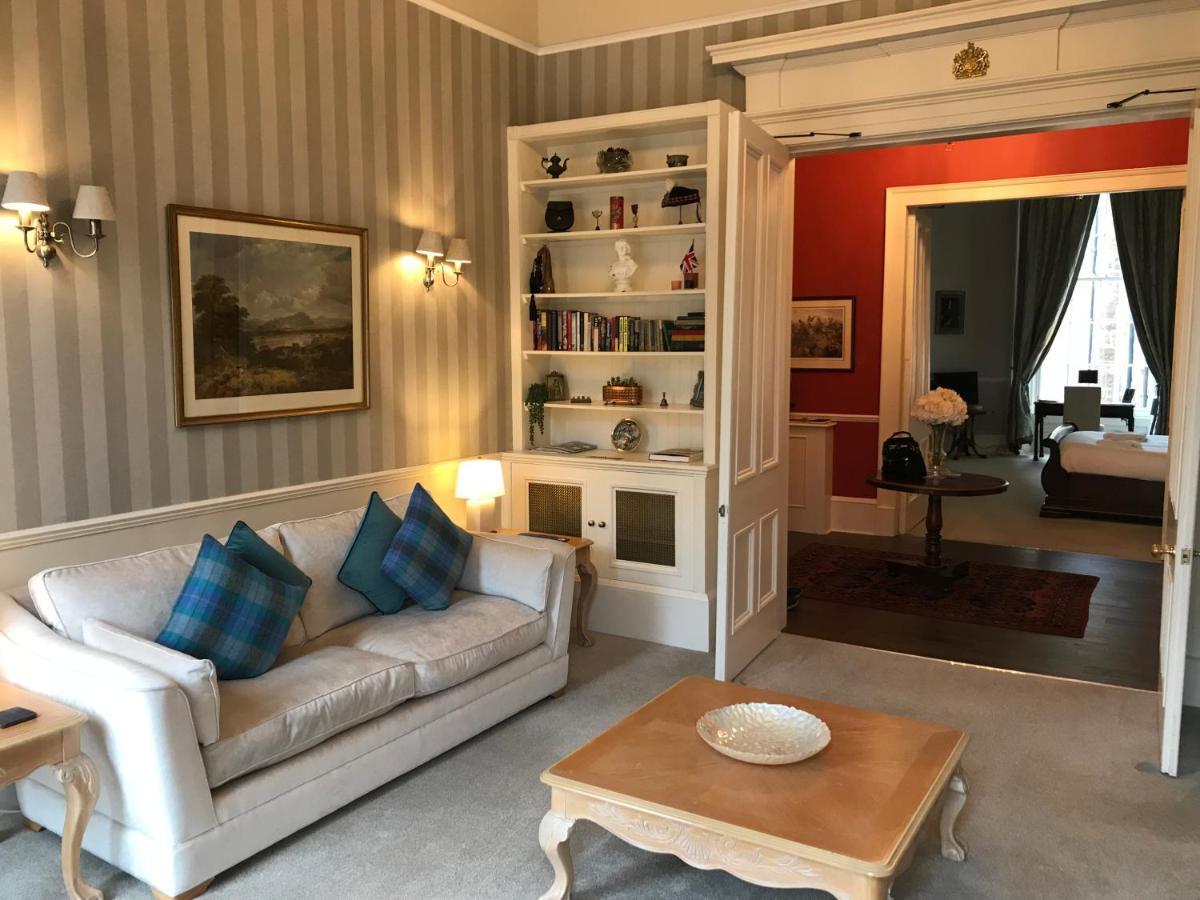 Escape To Edinburgh @ Albyn Place 外观 照片