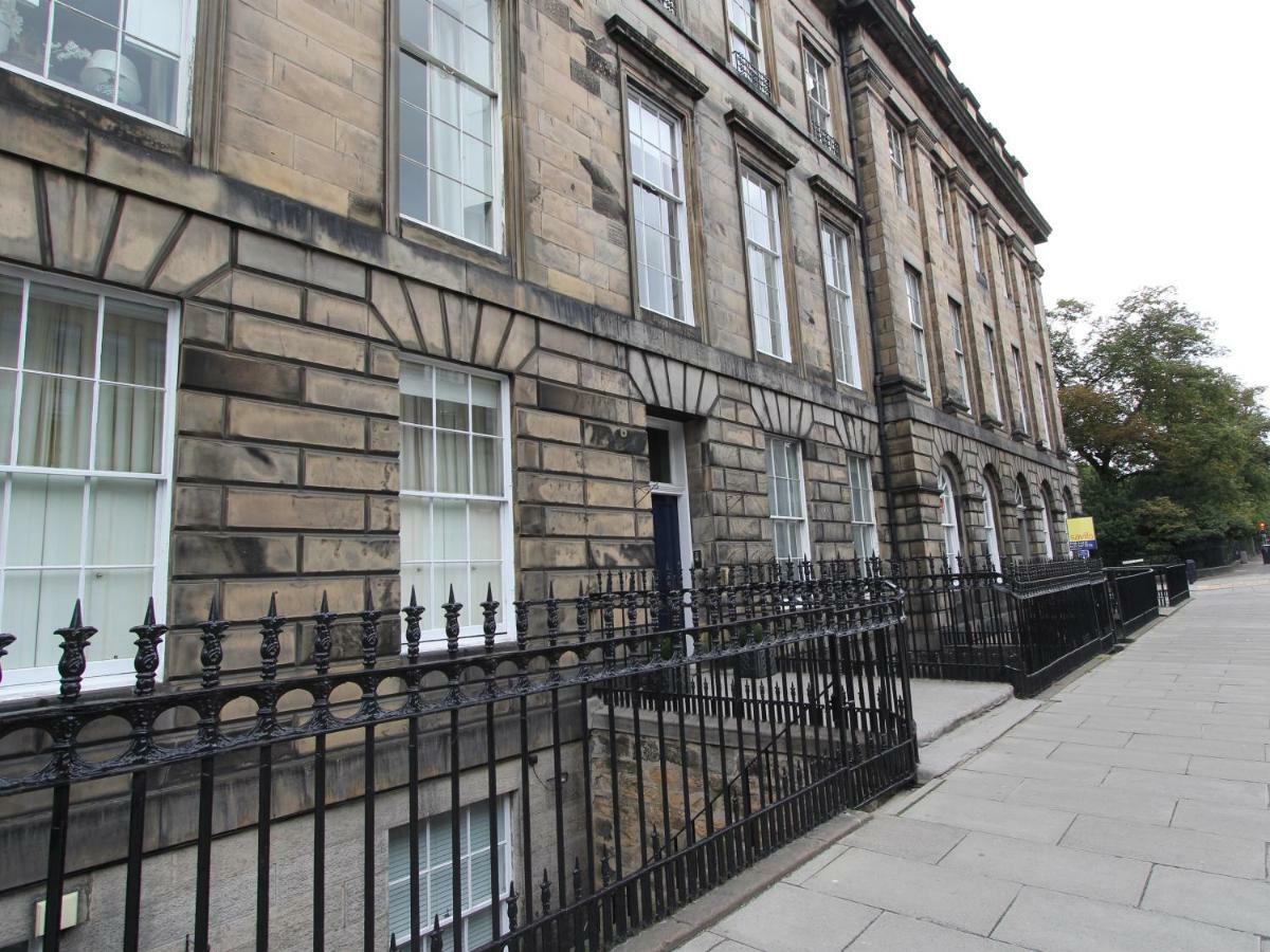 Escape To Edinburgh @ Albyn Place 外观 照片