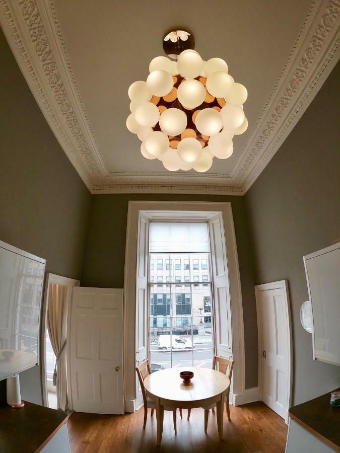 Escape To Edinburgh @ Albyn Place 外观 照片